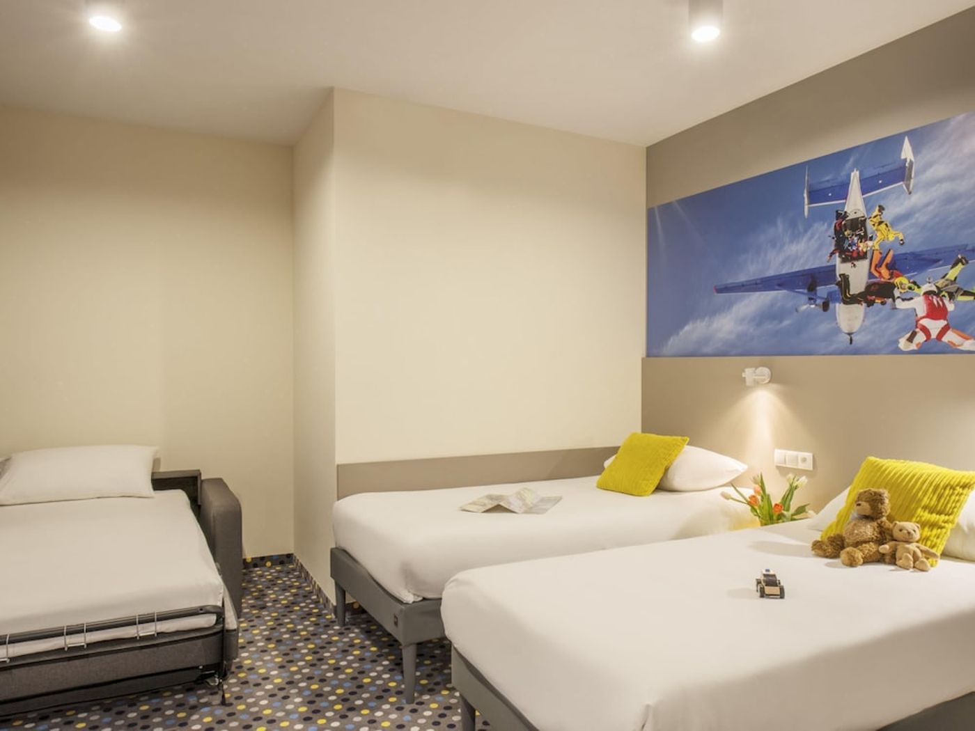 expedia-3165618-24