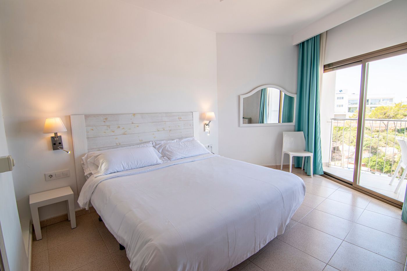 07.05.26 Santandria Playa Hotel