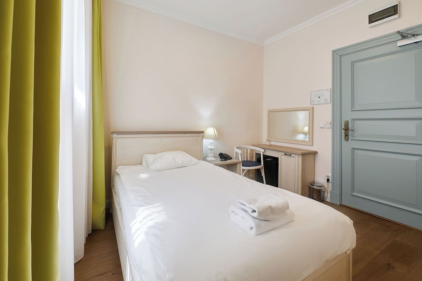 expedia-3161565-7
