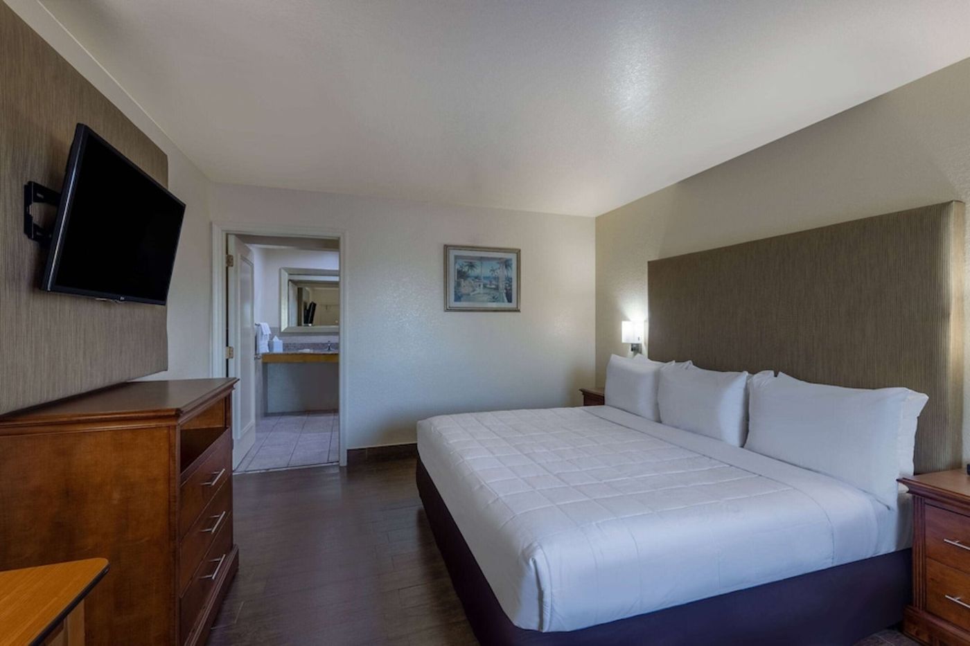 expedia-3159524-25