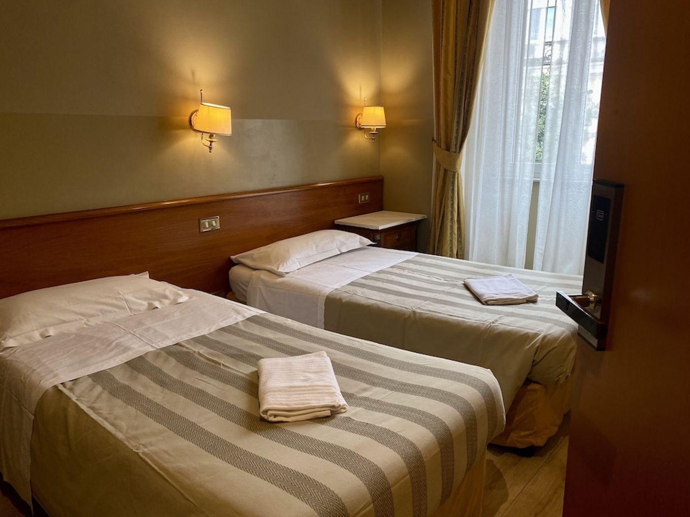 expedia-3163342-6