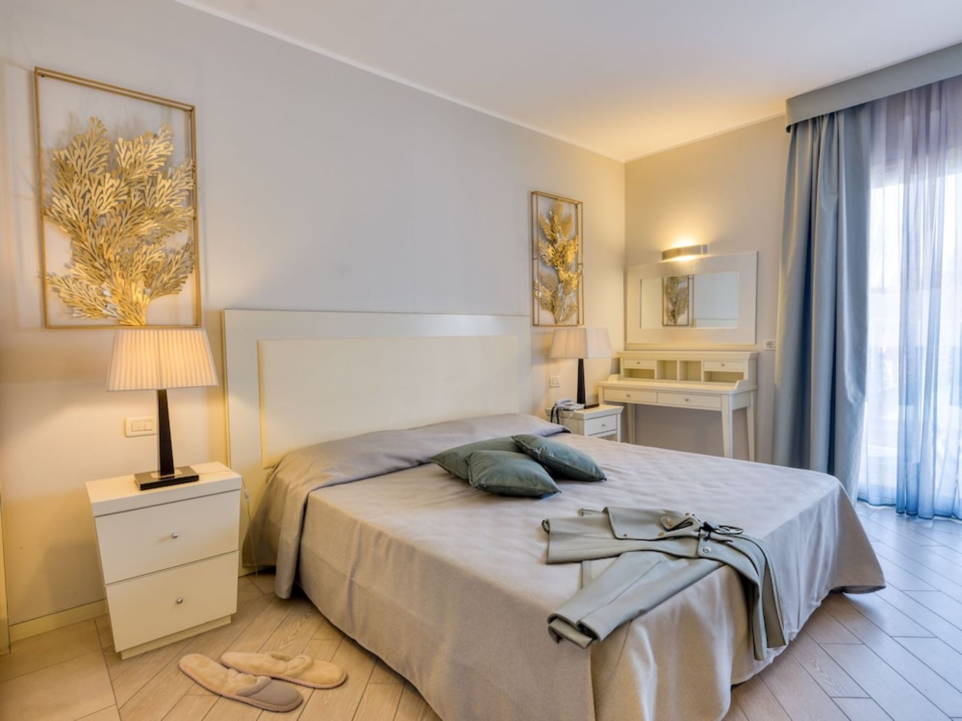 expedia-3166846-30