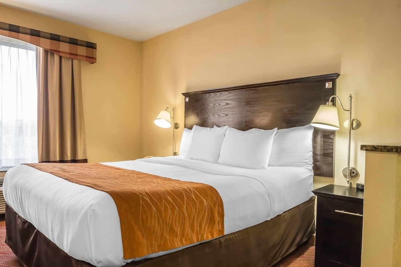 expedia-3158570-1