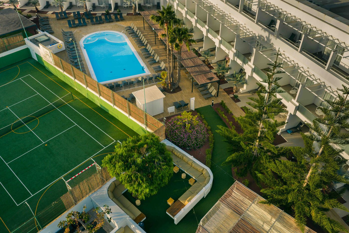 22.09.26 - Aequora Lanzarote Suites