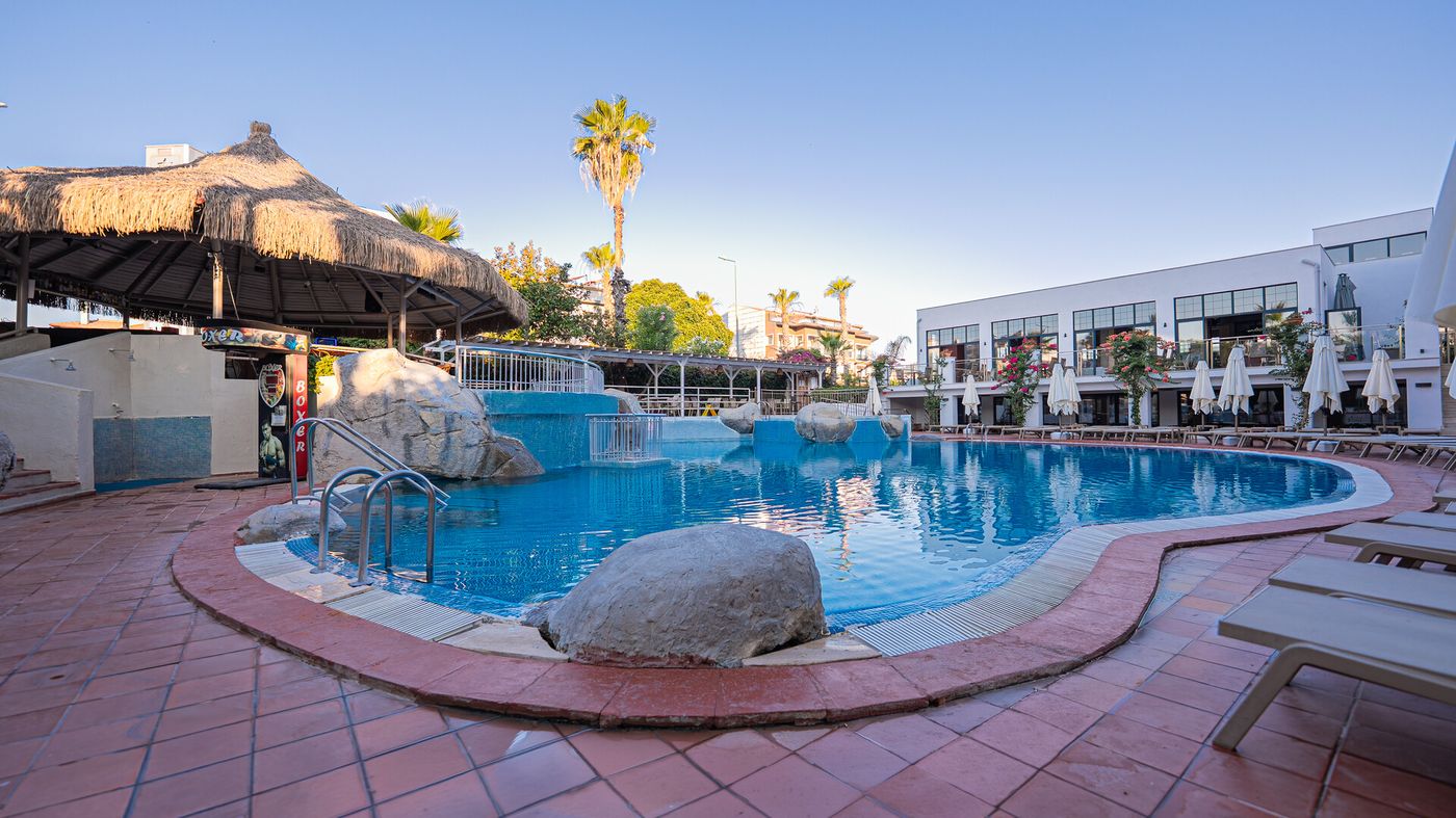Begonville Hotel