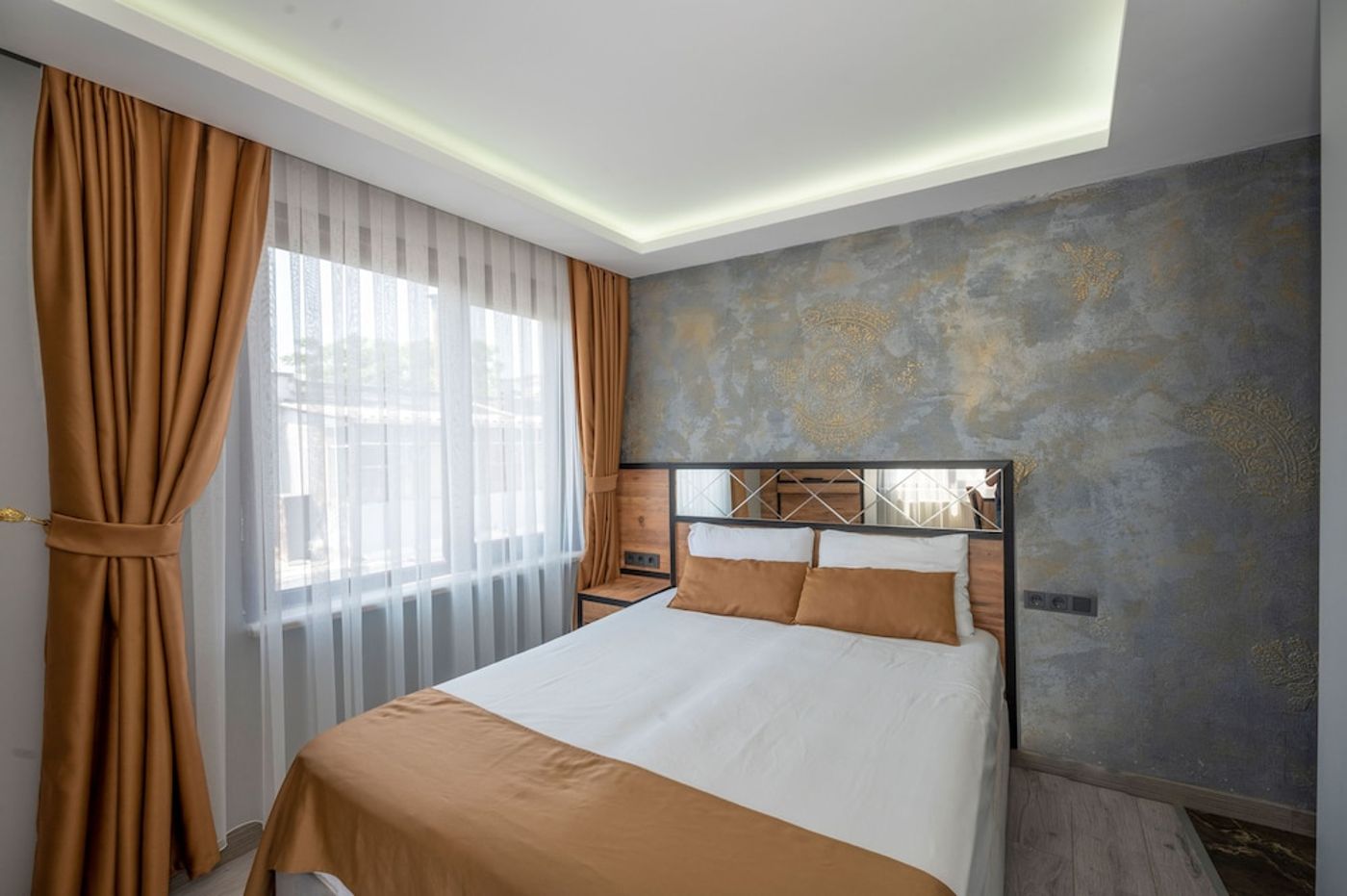 expedia-3161826-8