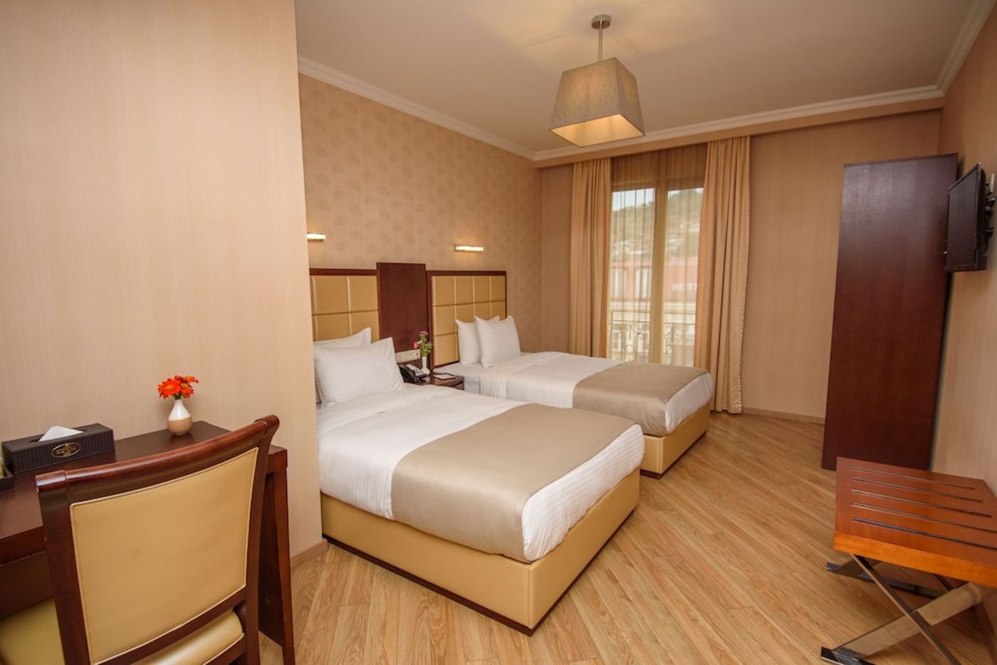 expedia-3157488-5