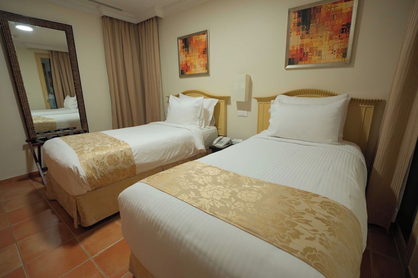 expedia-3165049-17