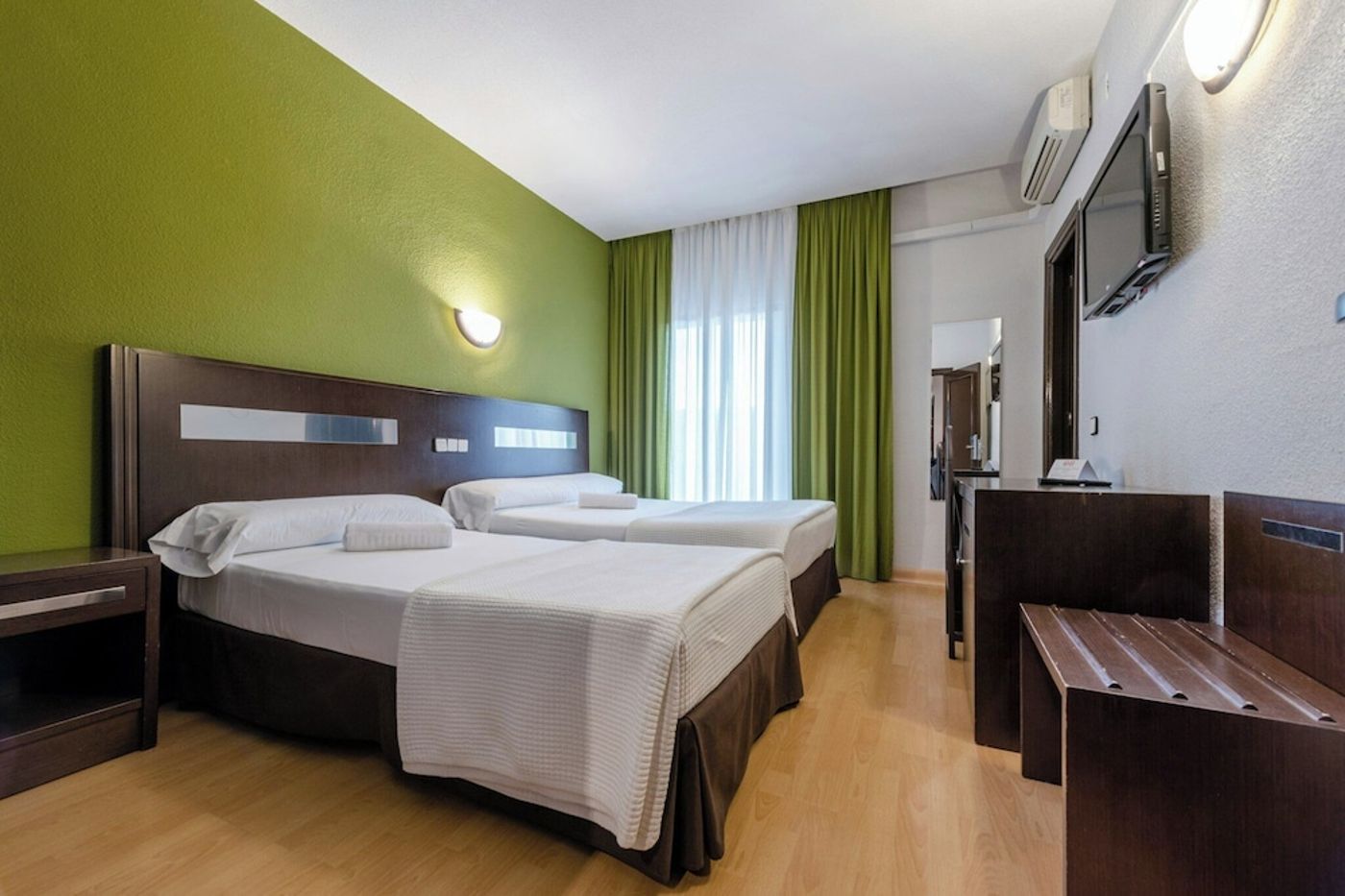 expedia-3042390-1
