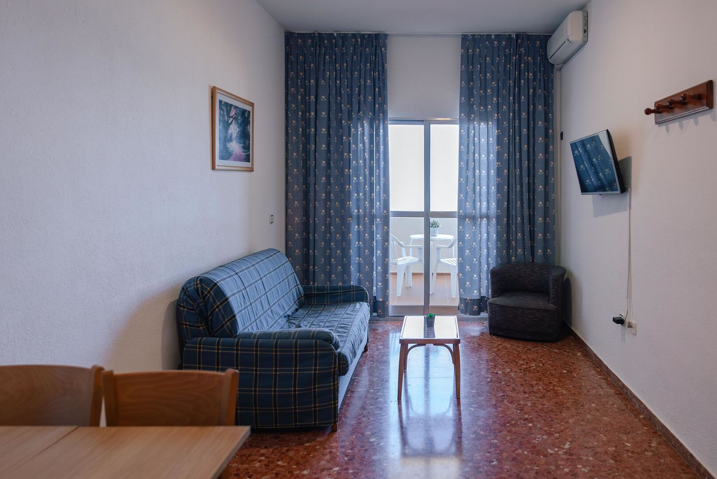 26.05.26 Port Europa Aparthotel