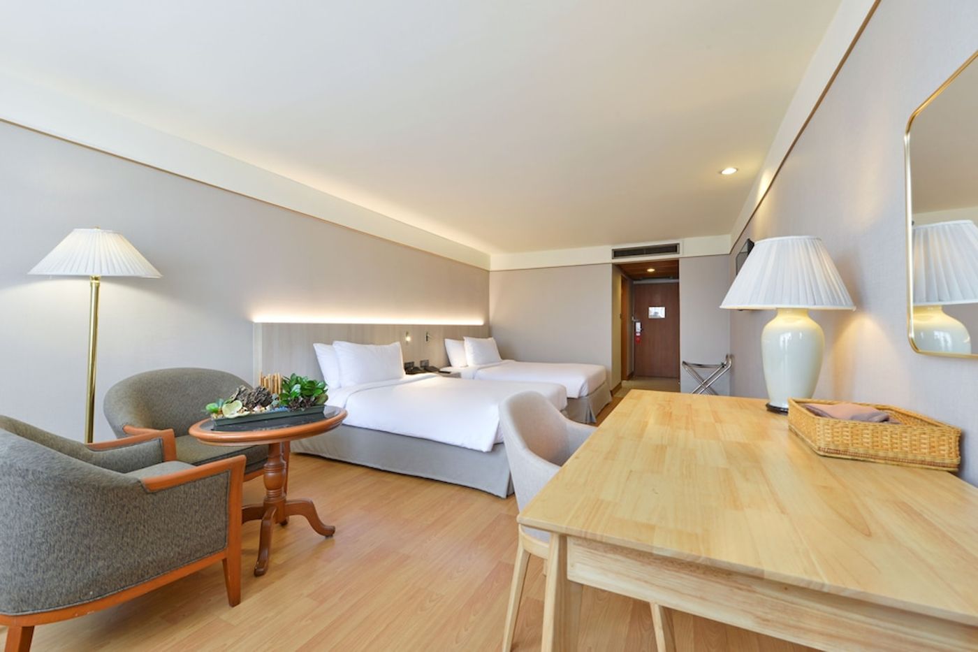 expedia-3120277-30