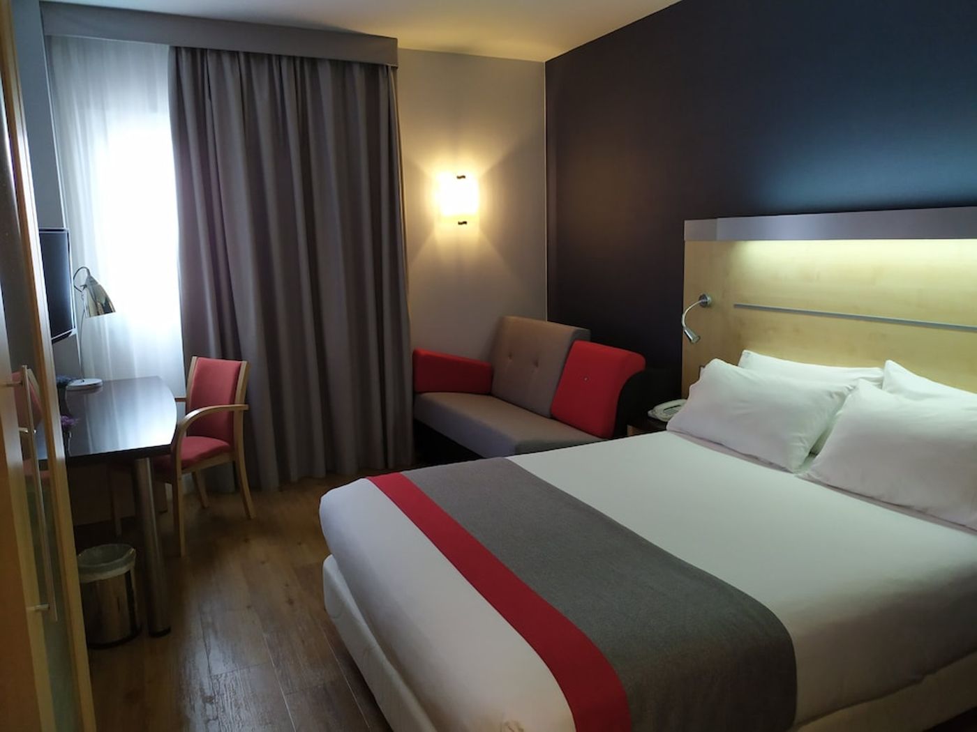 expedia-3032453-25