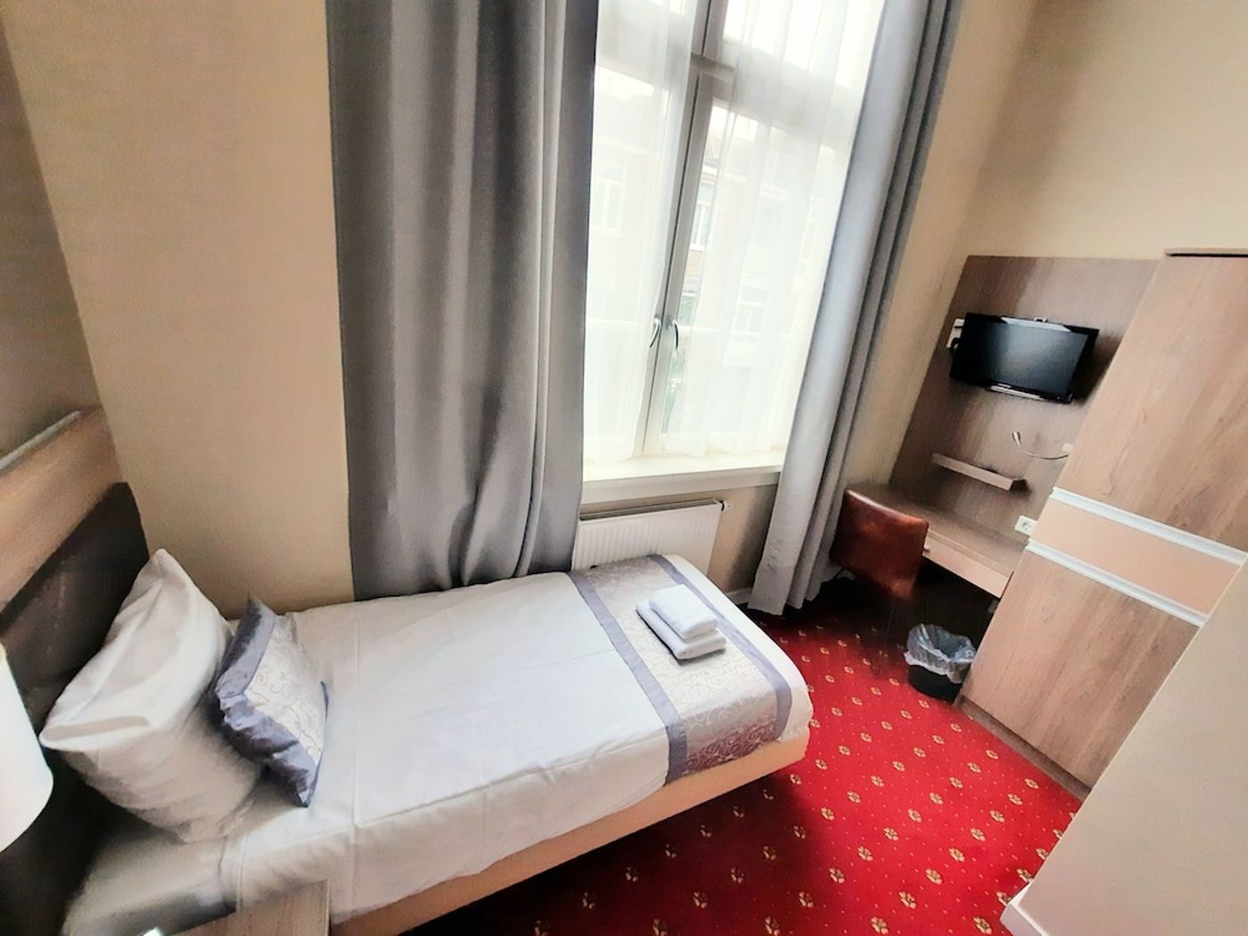 expedia-3159695-8