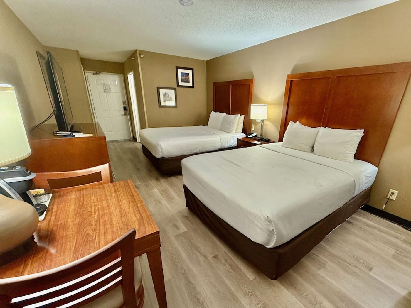 expedia-3162111-28