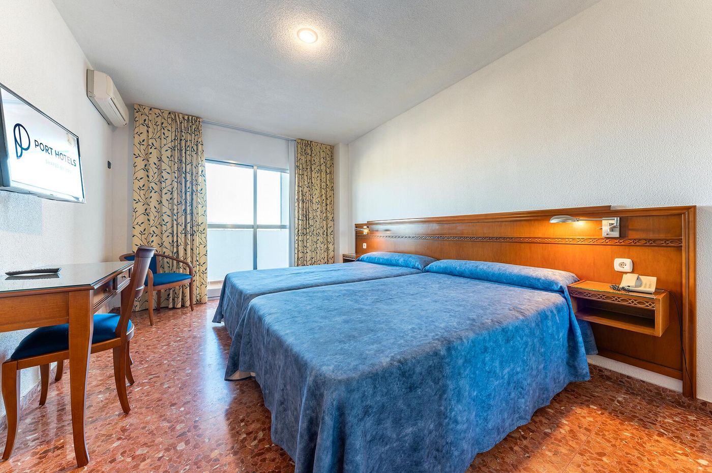 26.05.26 Port Europa Aparthotel