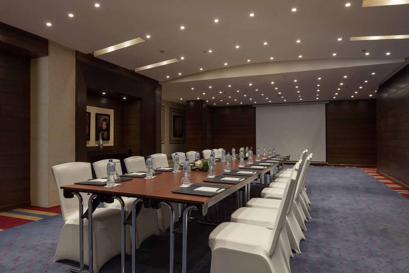 Grand Rotana Resort & Spa 18.09
