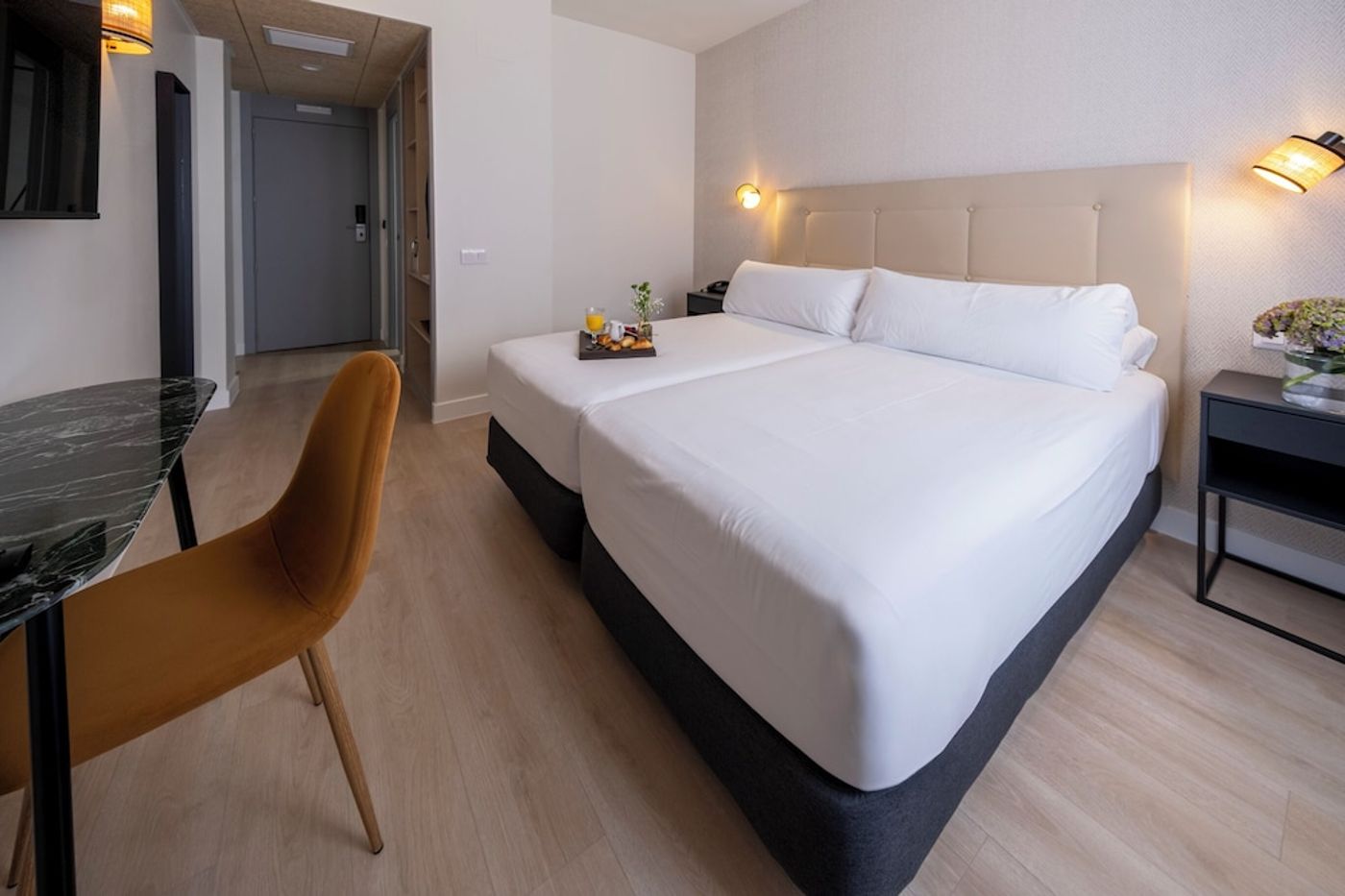 expedia-3166012-8