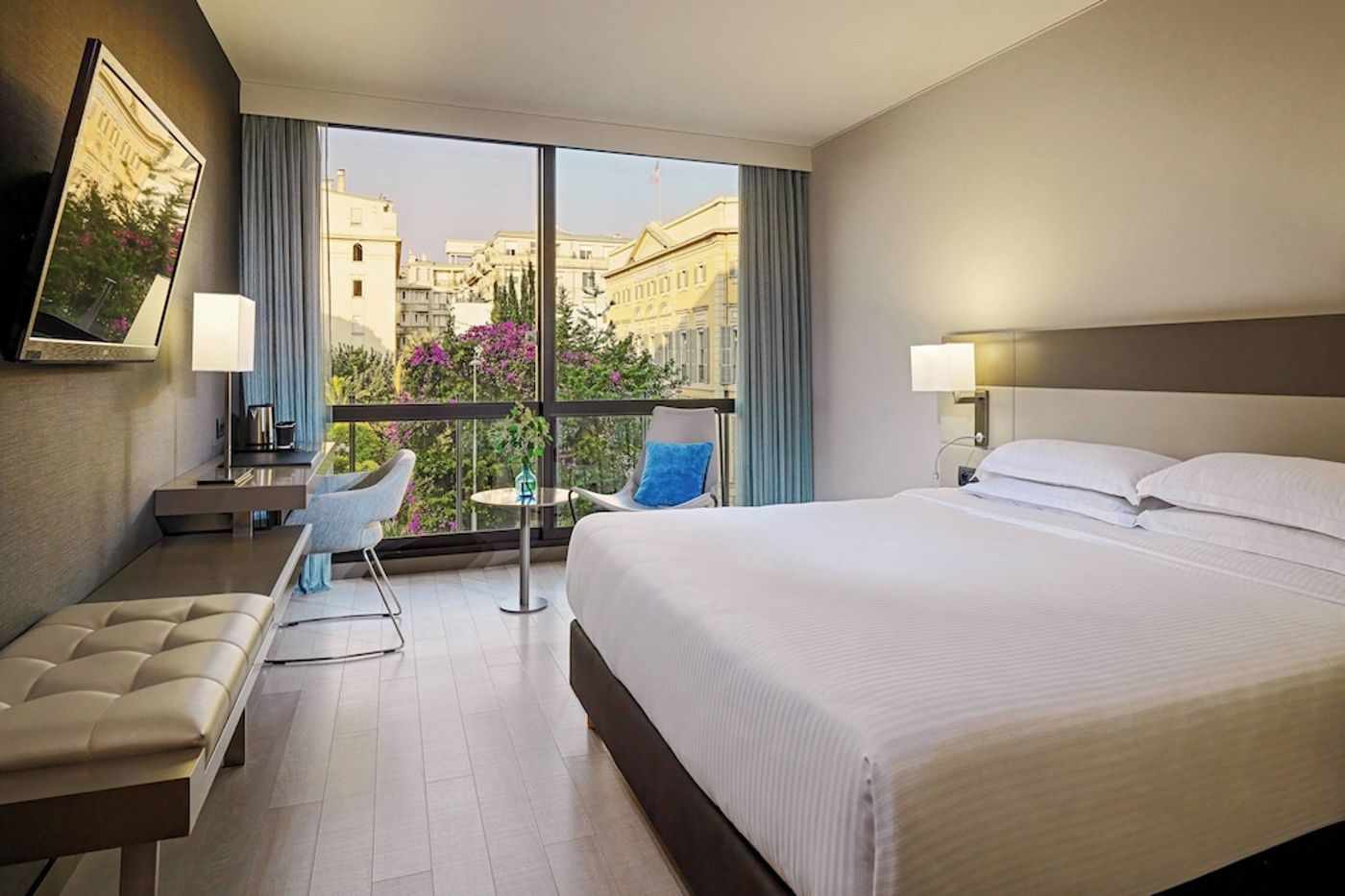 expedia-3166141-25