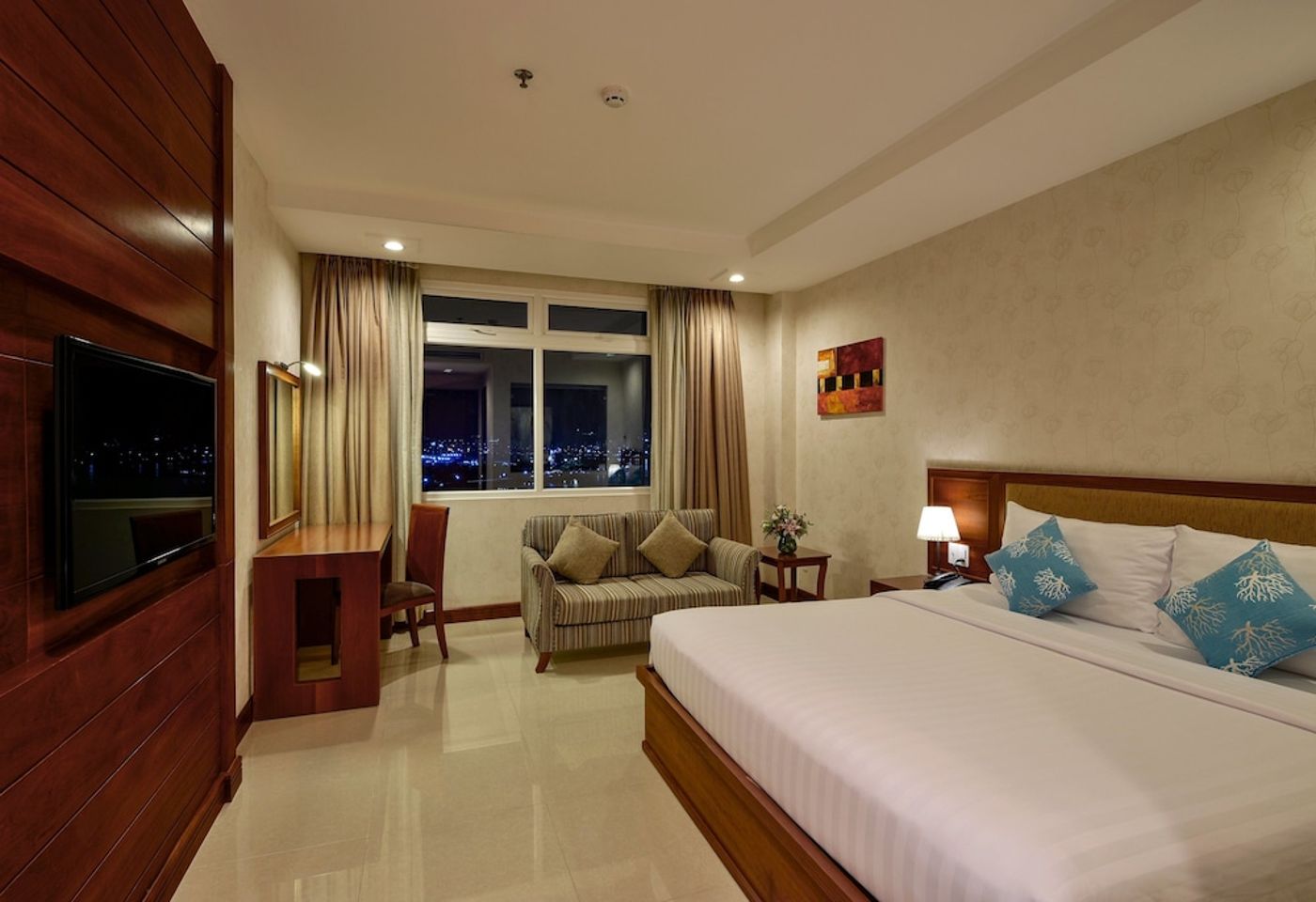 expedia-3163140-8