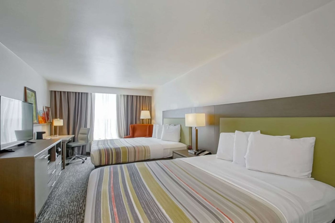 expedia-3165942-18