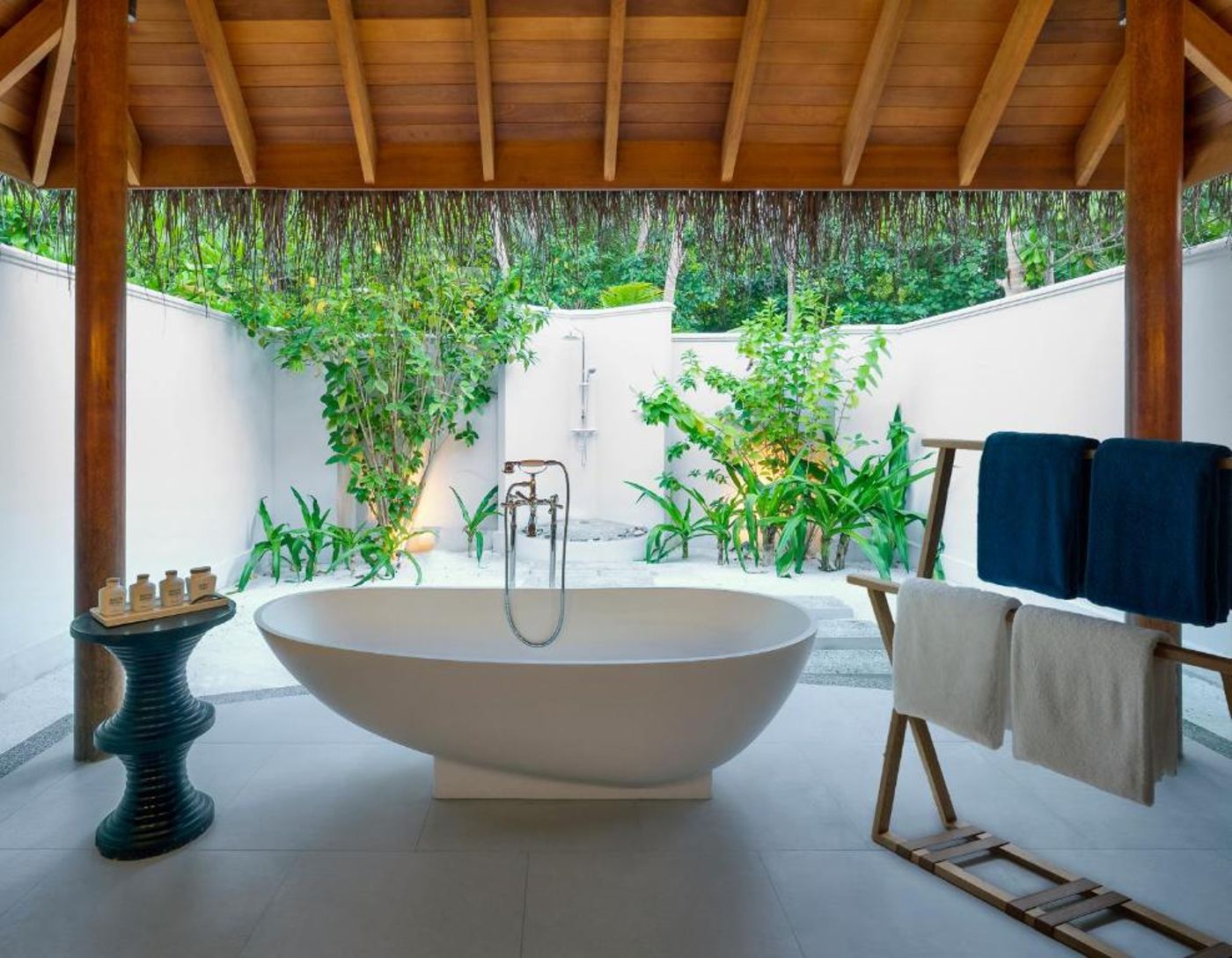Dusit Thani Maldives 08.07