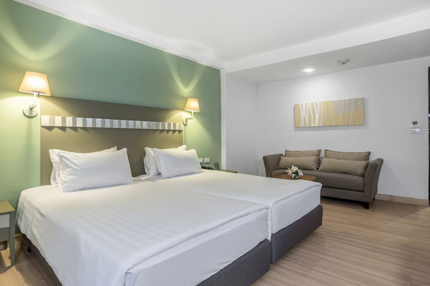 expedia-3159715-21
