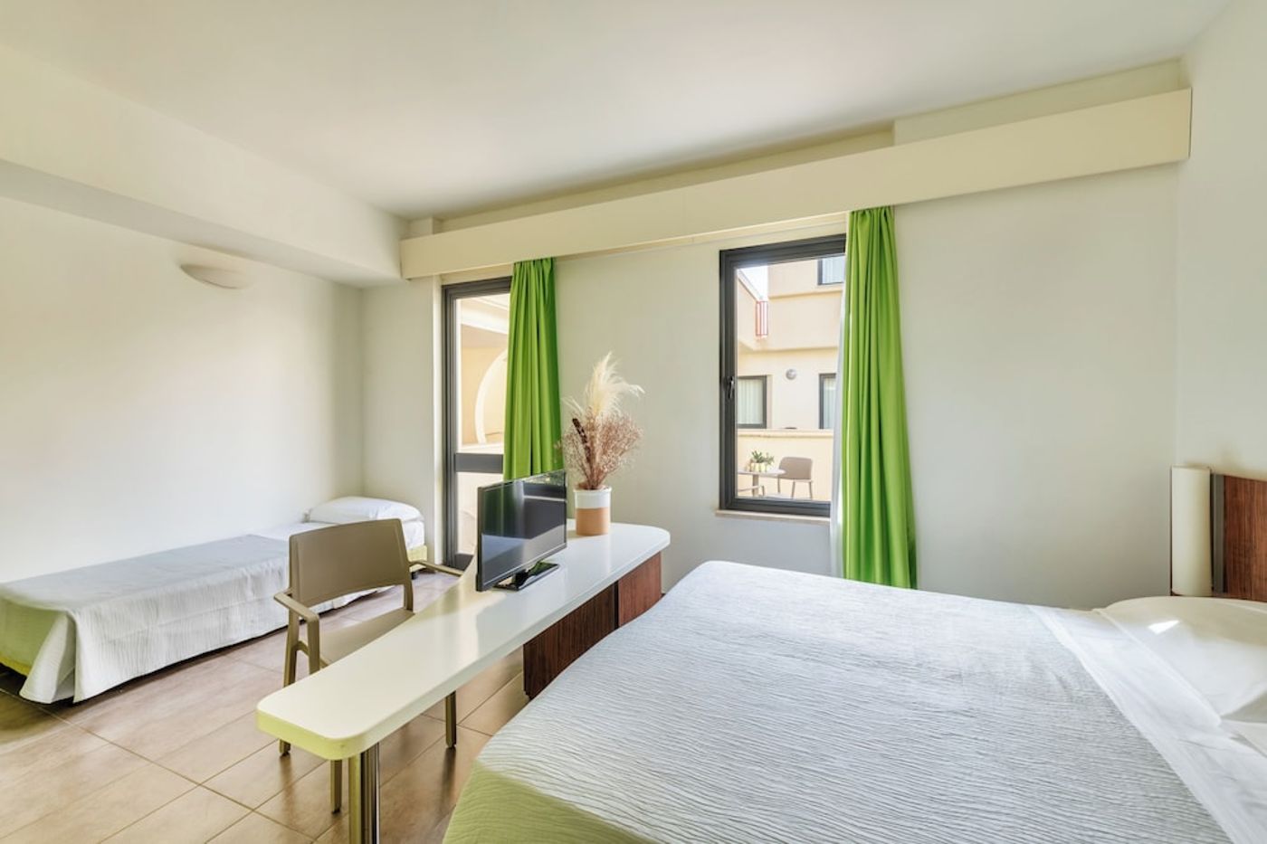 expedia-3166780-14