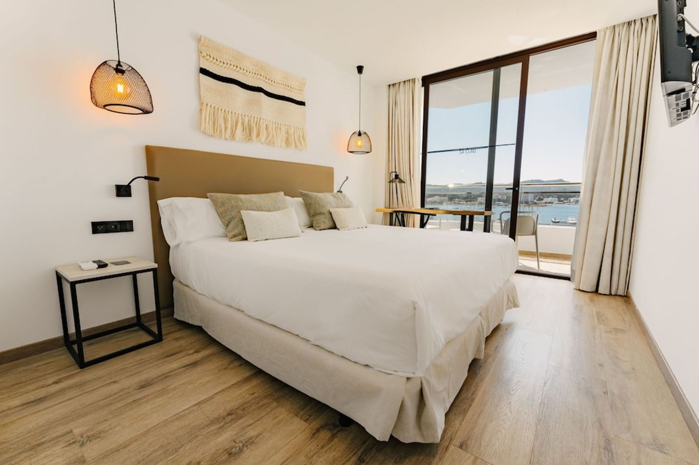 expedia-3166494-1