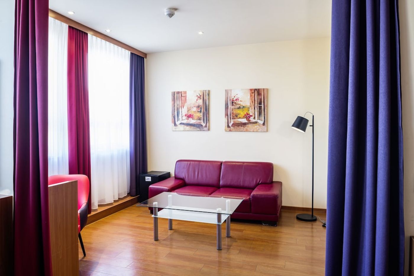 expedia-3159925-27