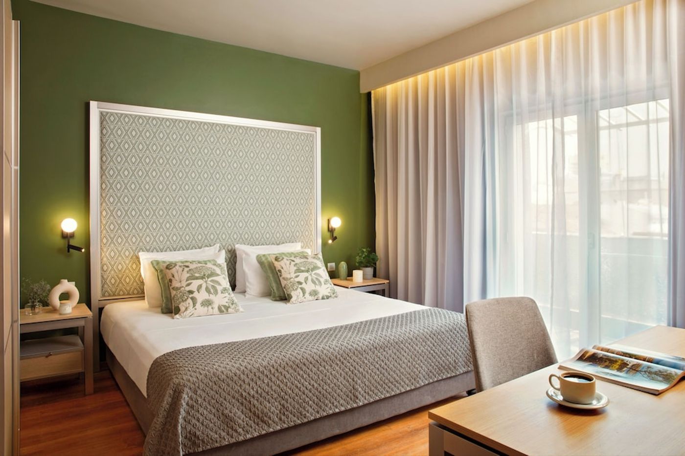 expedia-3162975-10