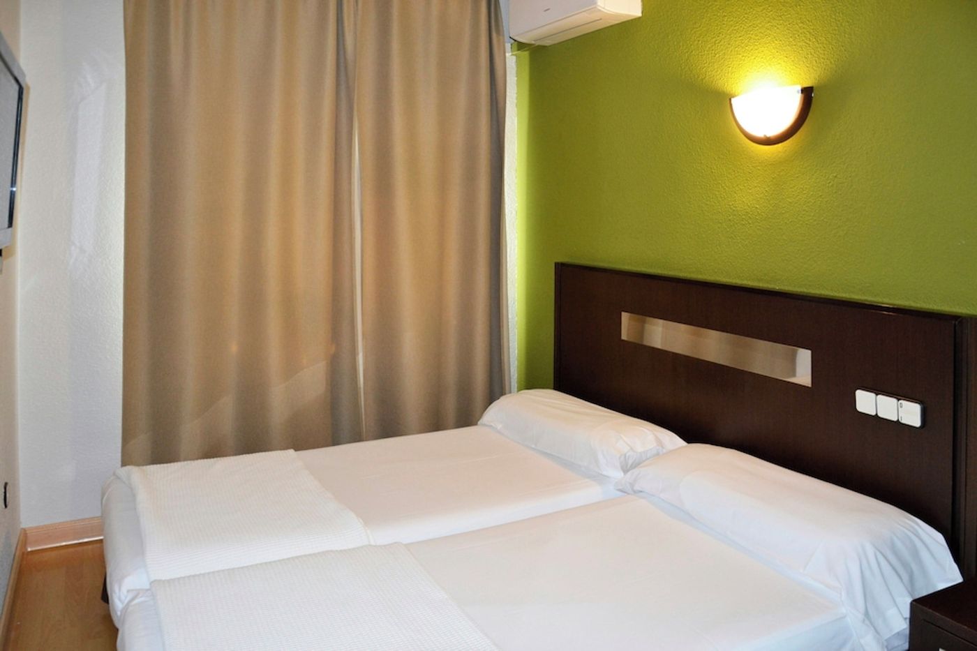 expedia-3042390-9