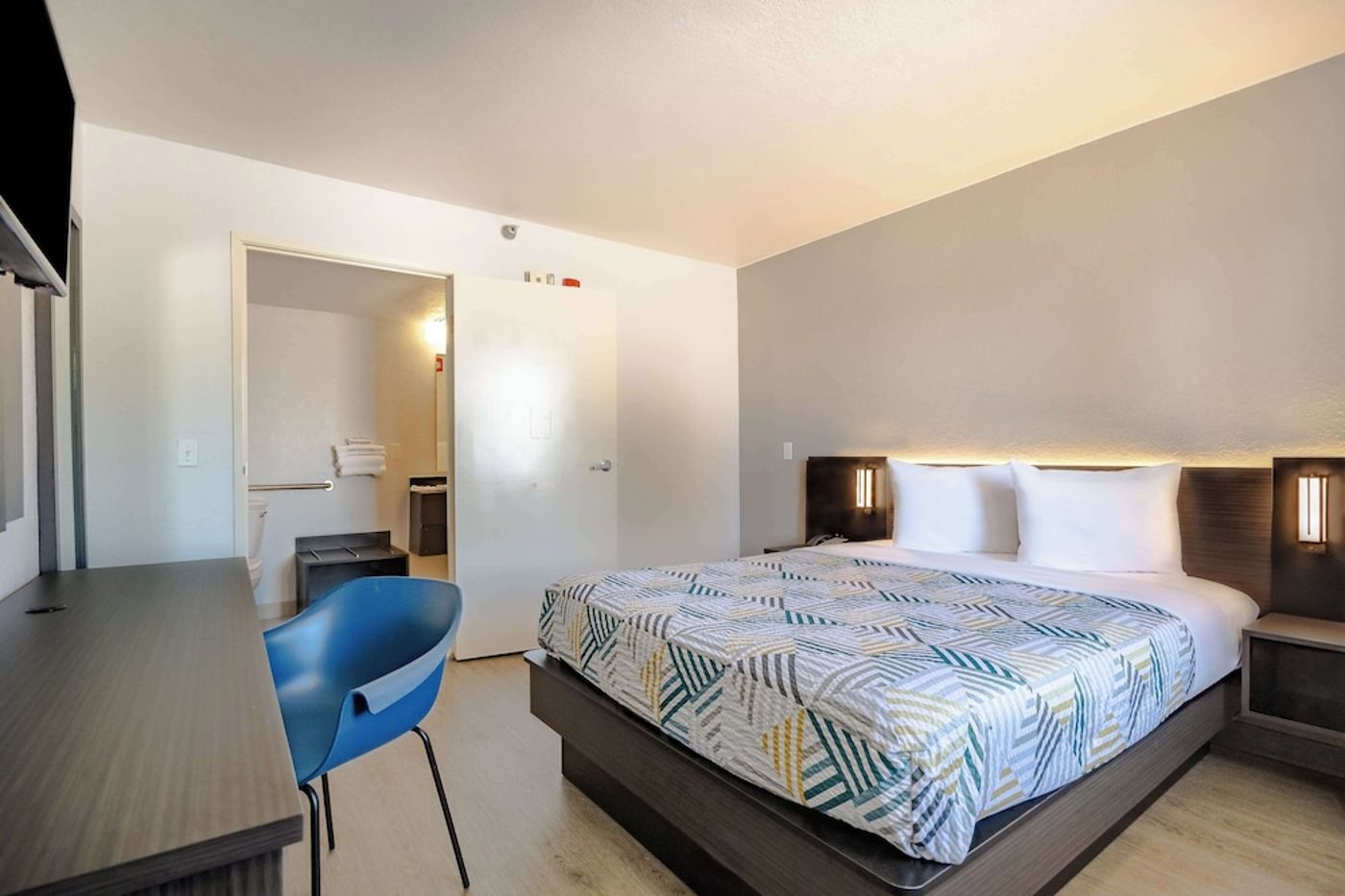 expedia-3158803-16