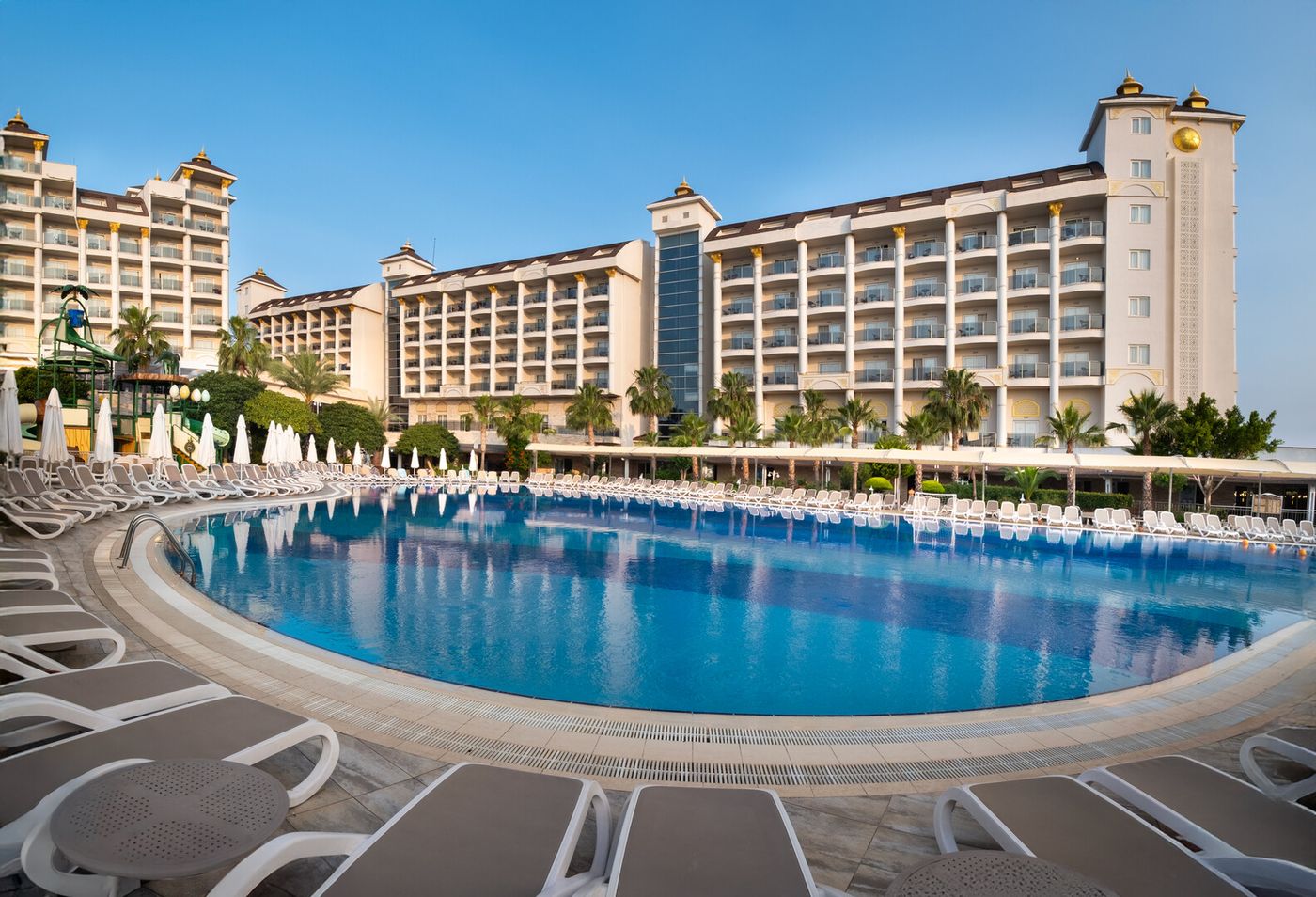 Lake & Riverside Hotel & Spa