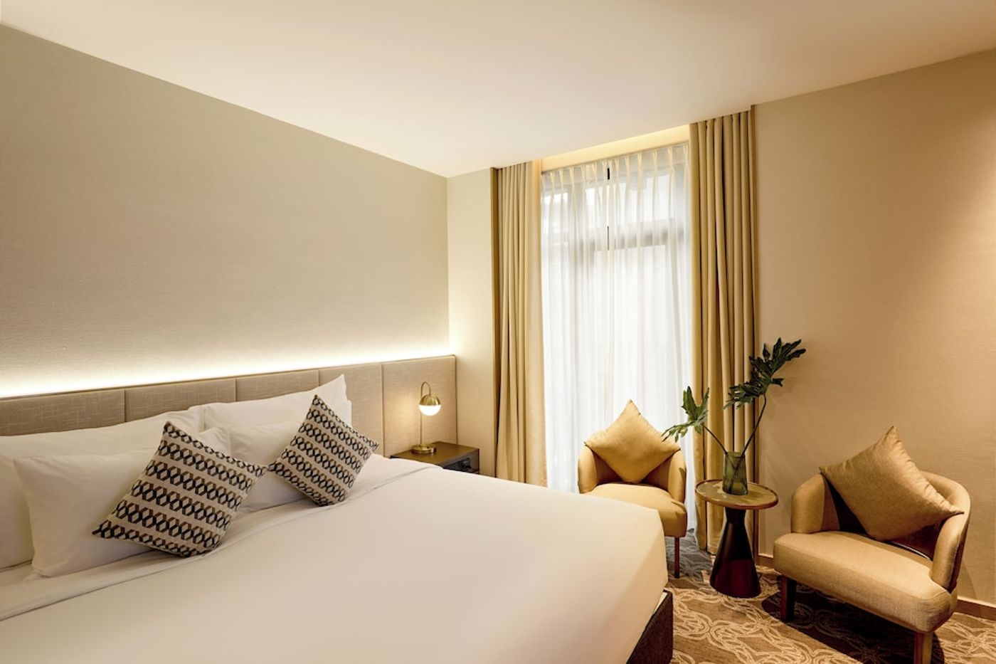 expedia-3165830-20