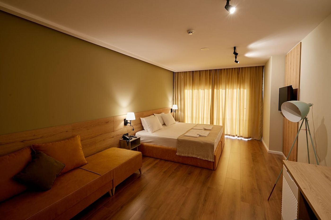 expedia-3157287-13