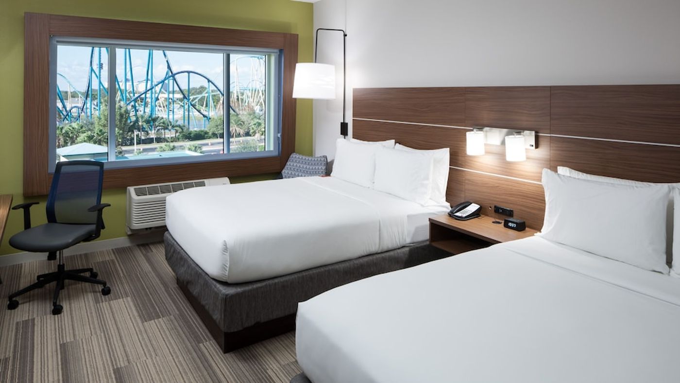 expedia-3166516-25