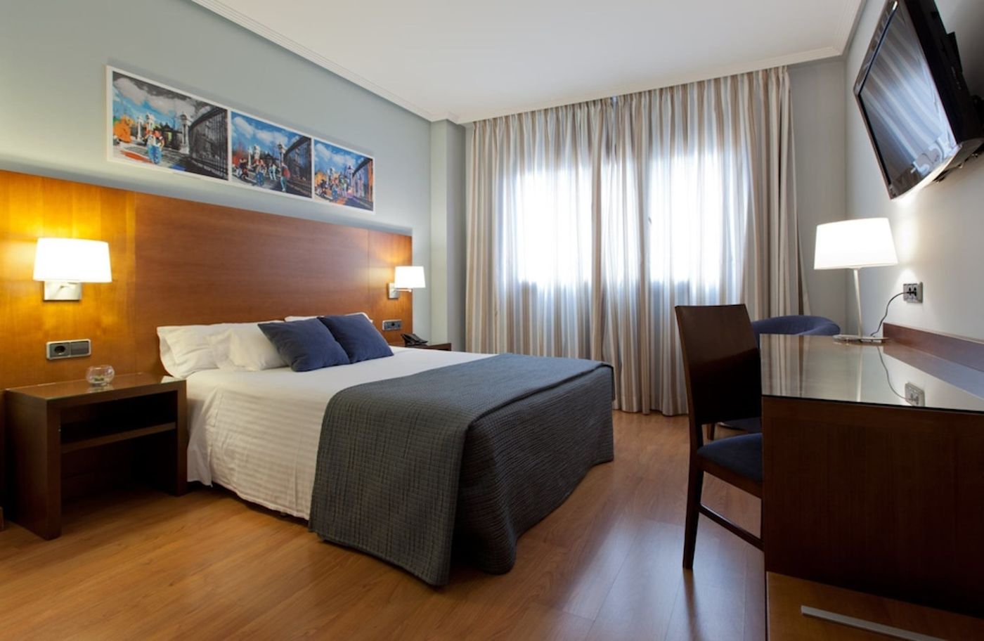 expedia-3166035-1