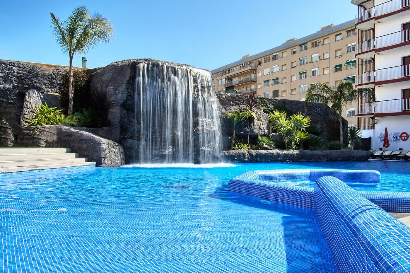 Hotel Papi Blau