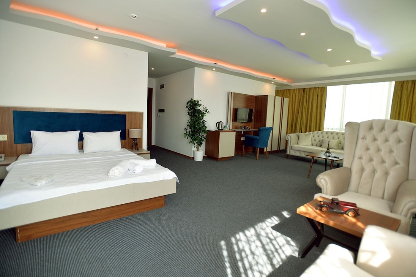 expedia-3161798-12
