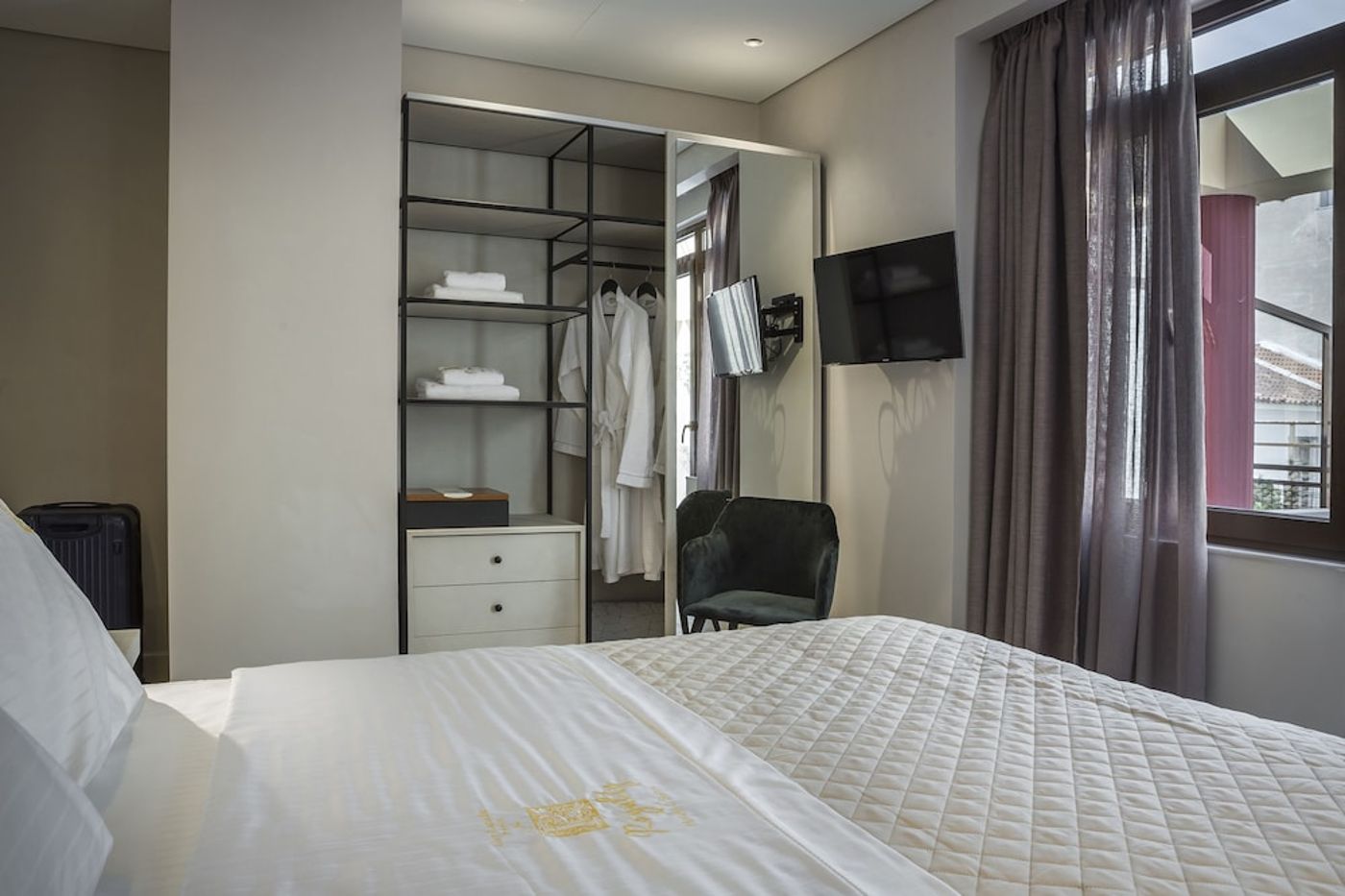 expedia-3165772-15