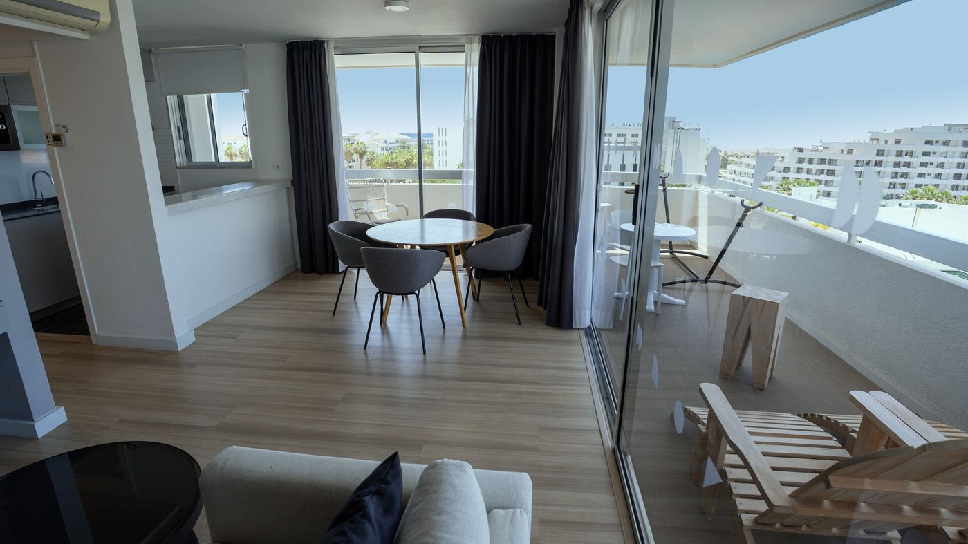 24.03.26 Coral Suite & Spa