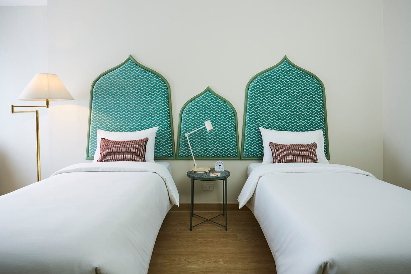 56-Surawong-Hotel-Bangkok-Room-17