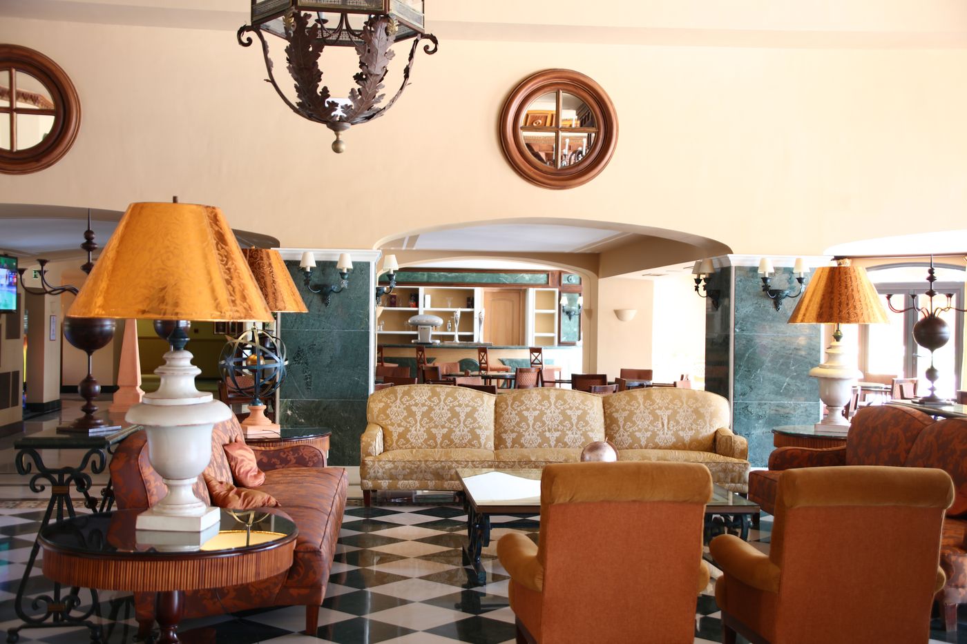 Iberostar-M----laga-Playa-Lobby-54