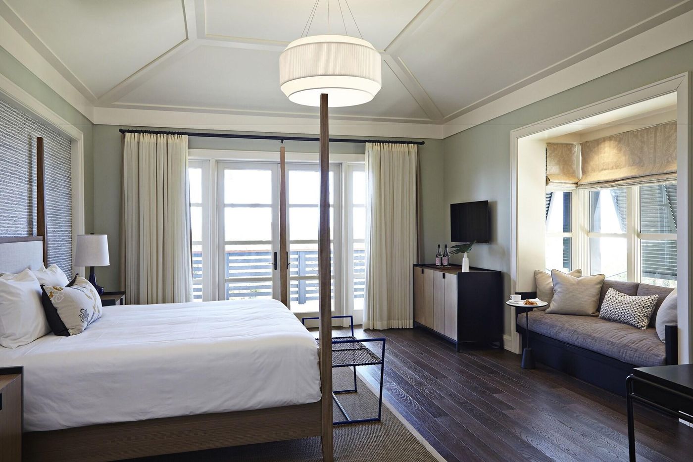 The-Island-House-Room-15