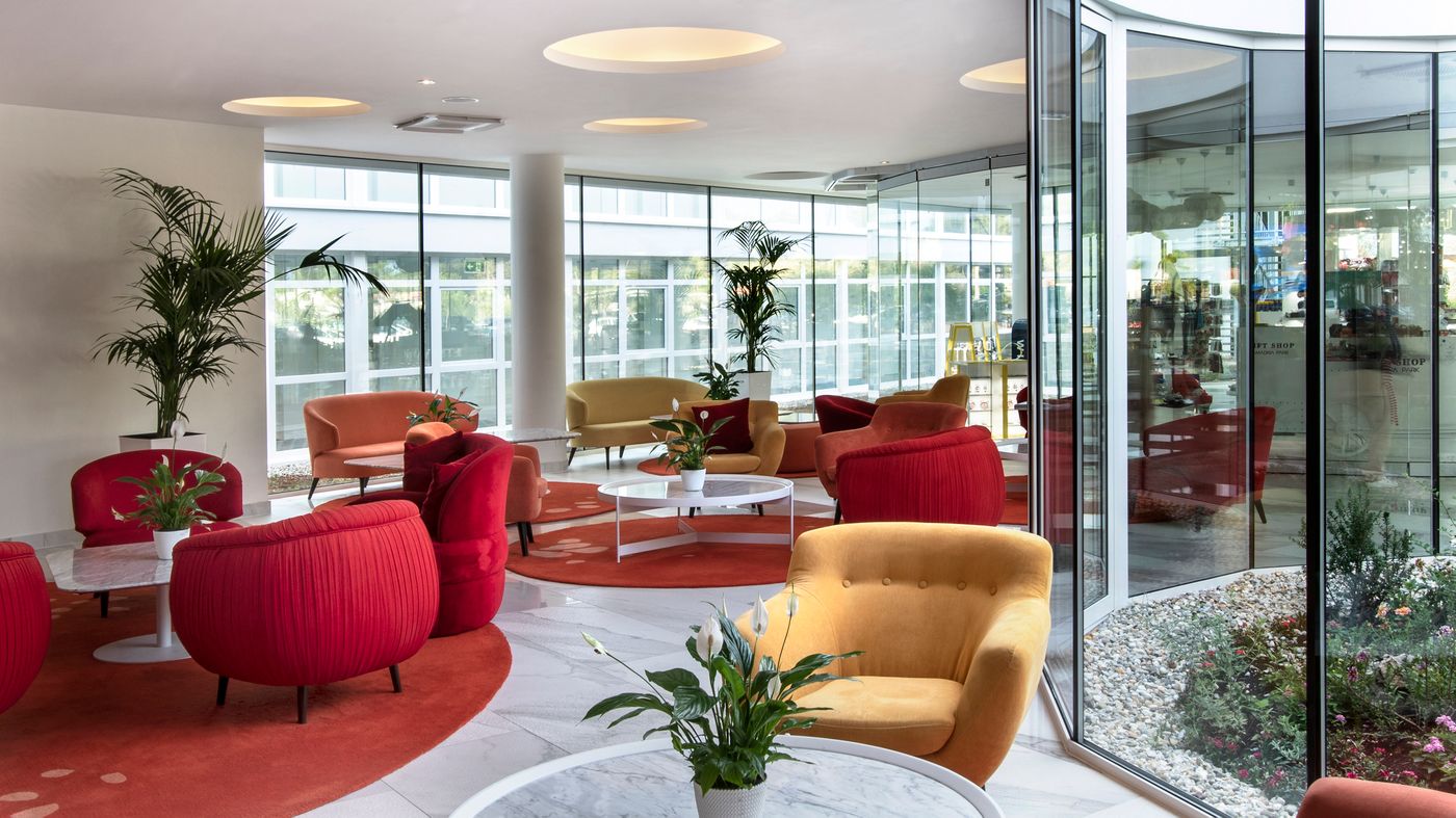 Amadria-Park-Hotel-Jakov-Lobby-45