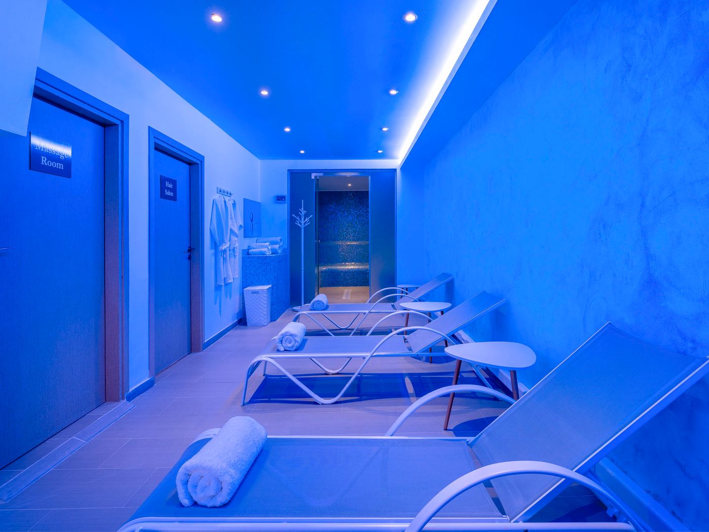 Alexia-Premier-City-Hotel-Sports-and-Entertainment-46