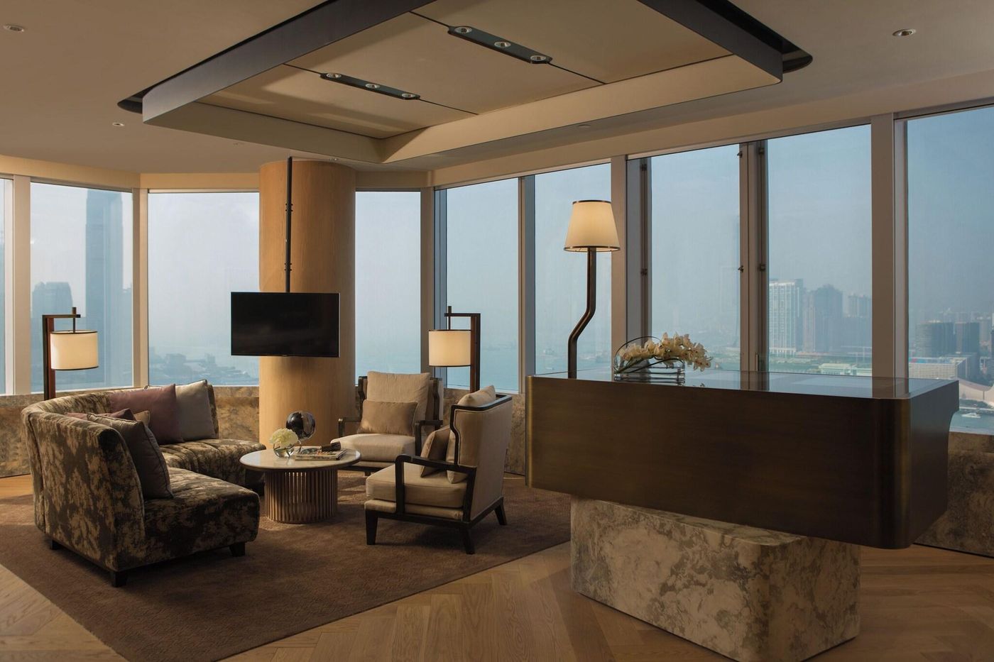 Renaissance-Hong-Kong-Harbour-View-Hotel-Room-3
