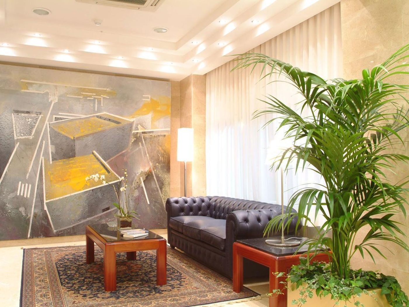 Gran-Legazpi-Lobby-4