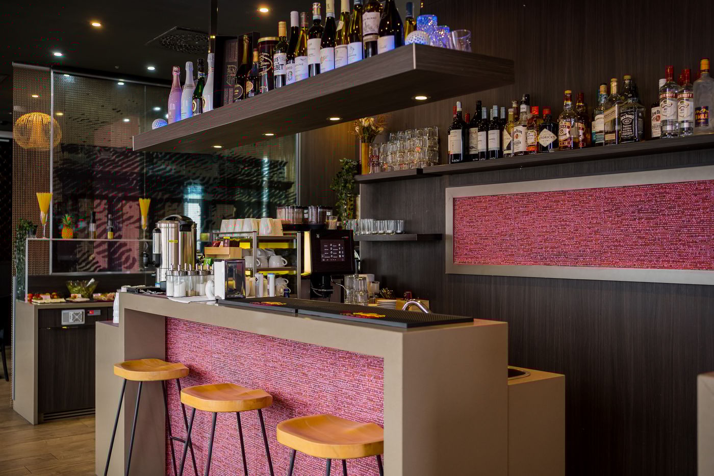 Two-Hotel-Berlin-by-Axel-Restaurant-15