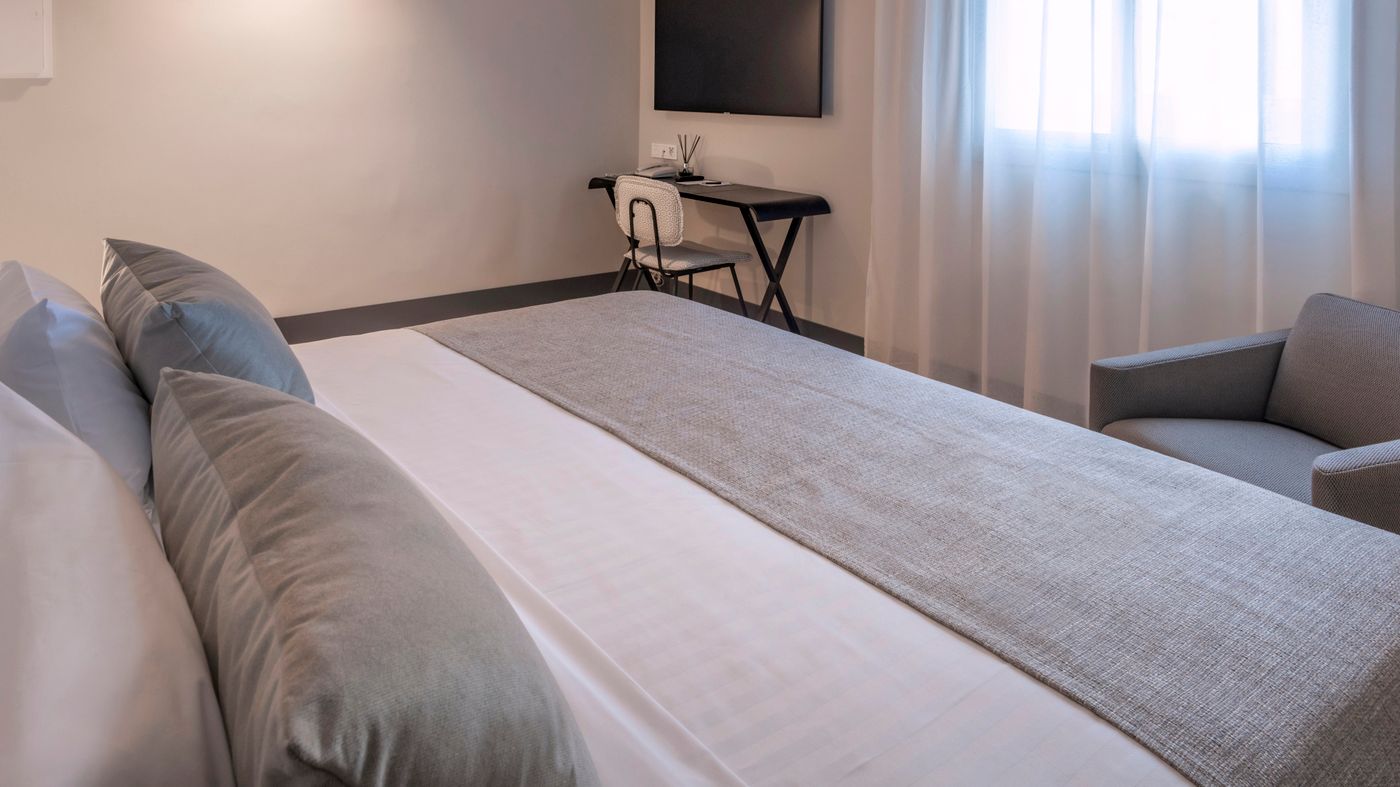 Bel-Air-Hotel-Room-20